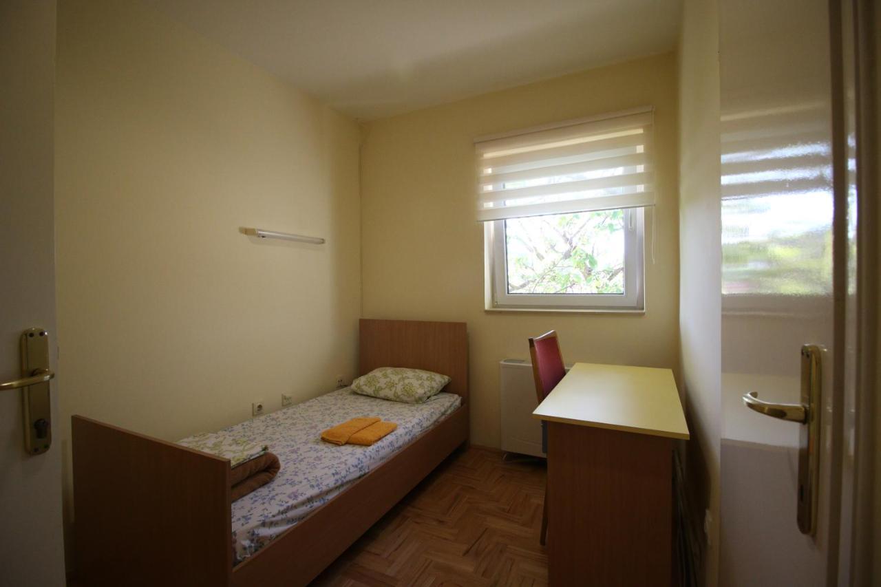 Hostel Teresianum Aleksinac Exterior photo